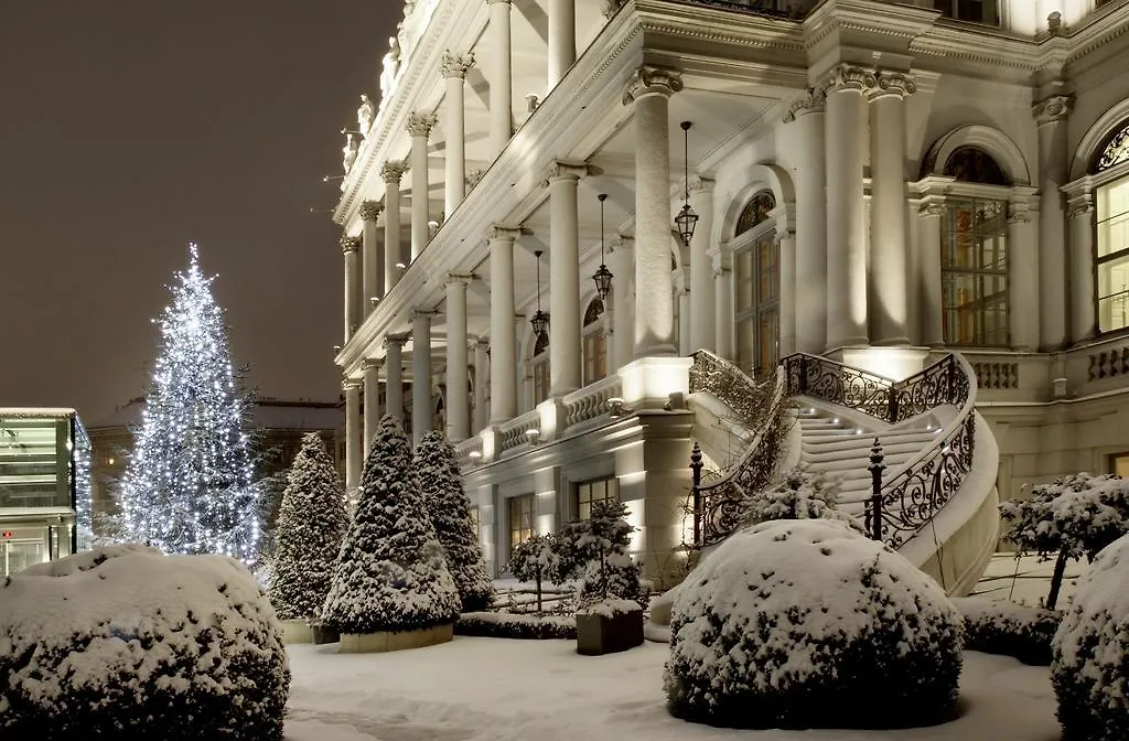 Palais Coburg Hotel Viyana
